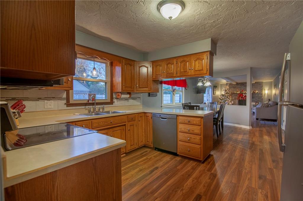 104 East Falcon Run Pendleton, IN 46064 - Photo 9 of 31 Gallery Image 9