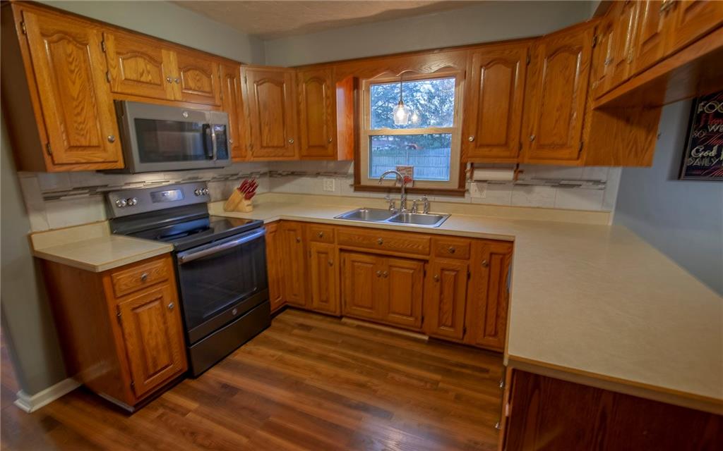 104 East Falcon Run Pendleton, IN 46064 - Photo 10 of 31 Gallery Image 10