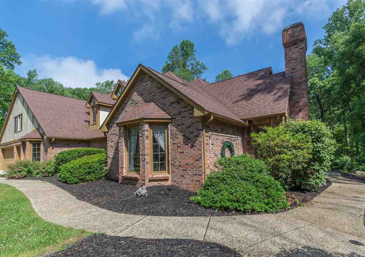 4406 West Tanglewood Road Bloomington, IN 47404 - Photo 2 of 36