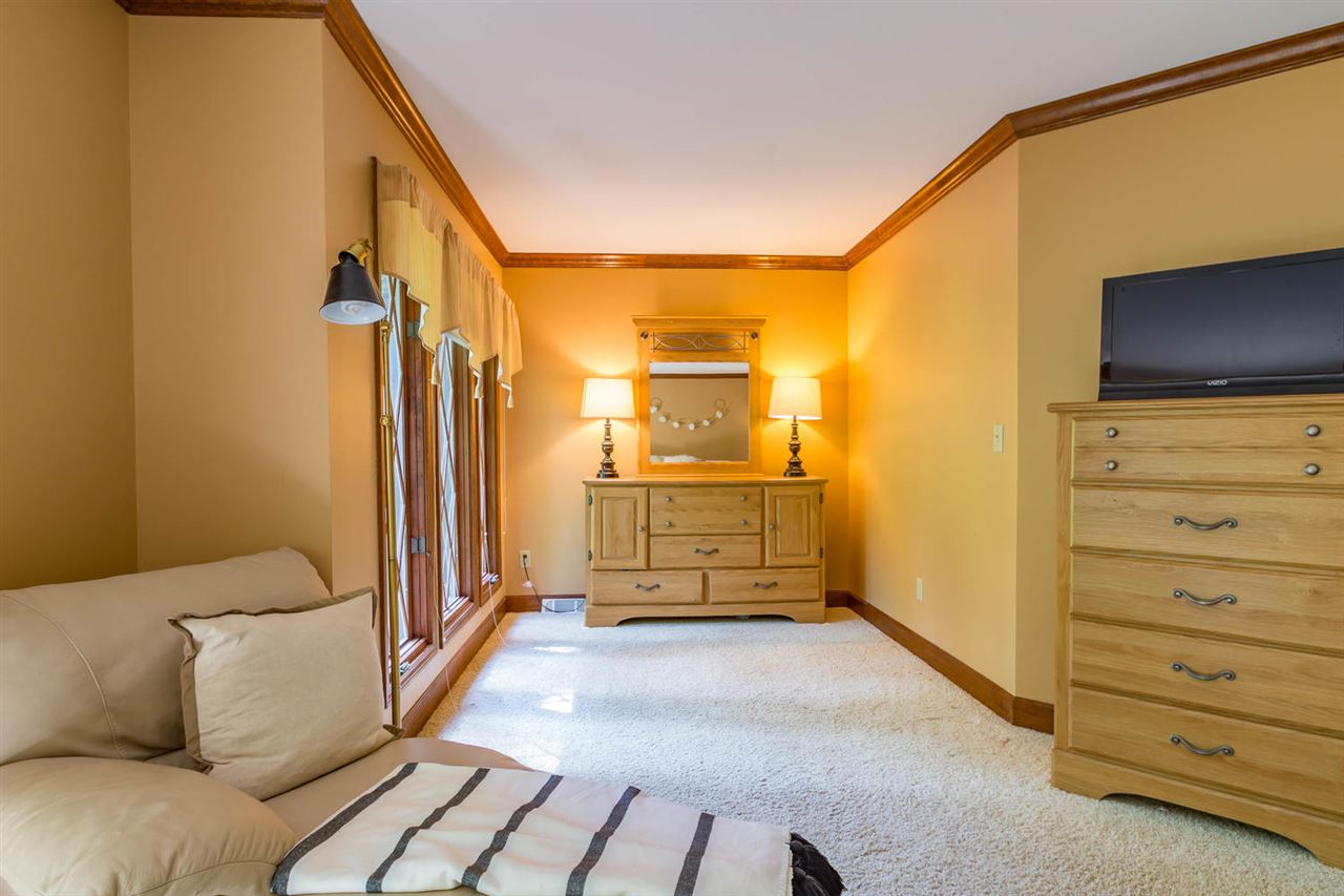 4406 West Tanglewood Road Bloomington, IN 47404 - Photo 17 of 36