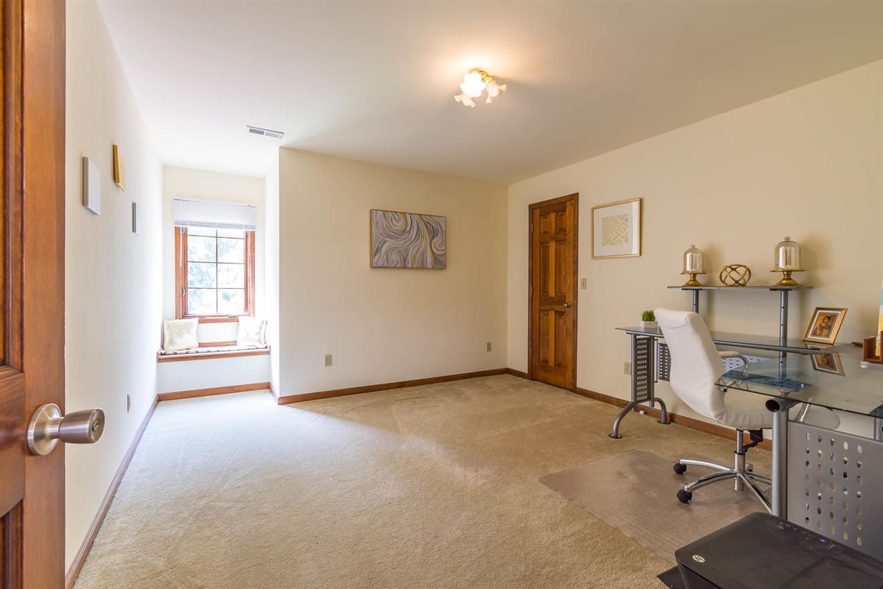 4406 West Tanglewood Road Bloomington, IN 47404 - Photo 27 of 36
