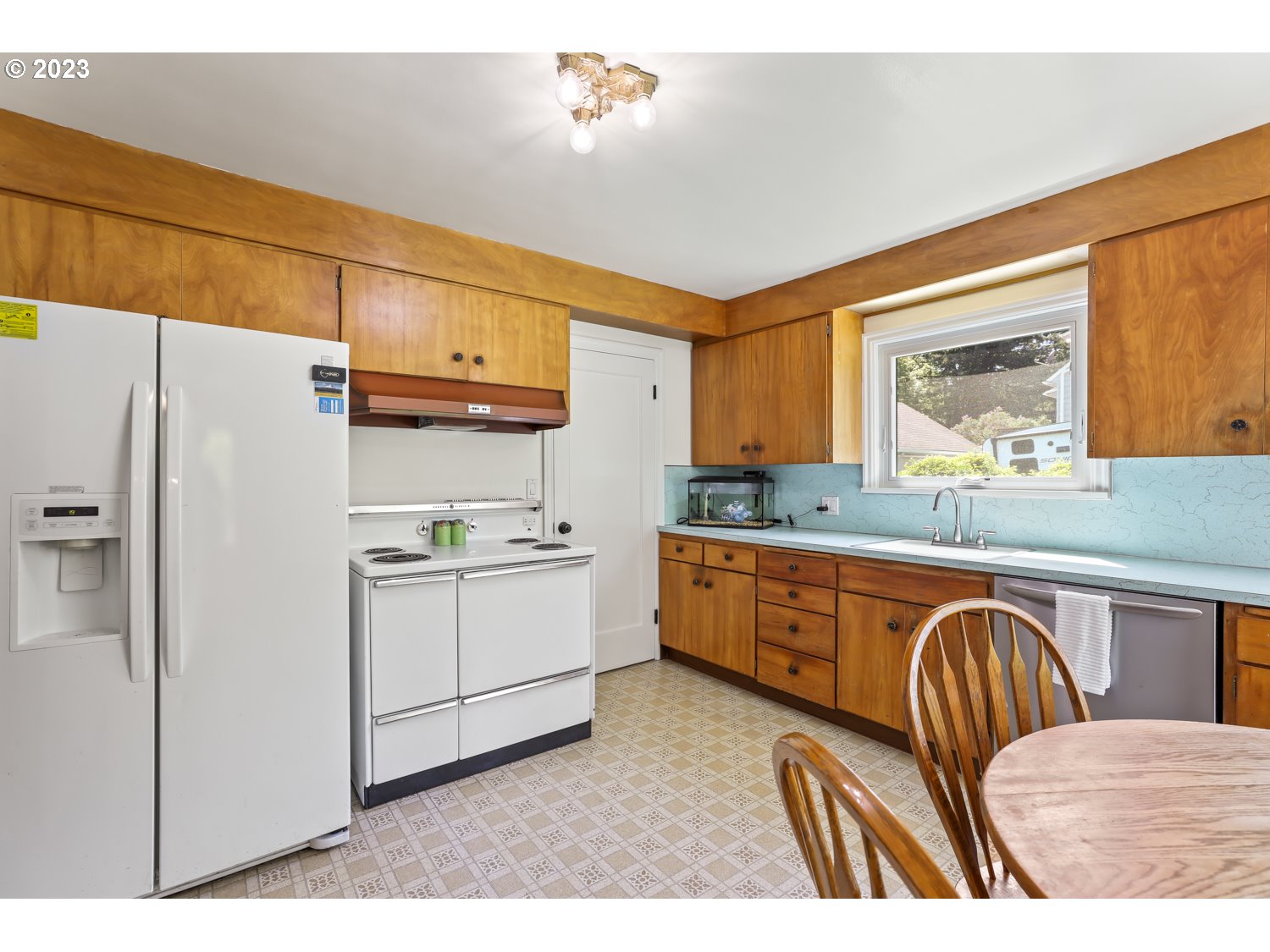 2820 Southwest Taylors Ferry Road Portland, OR 97219 - Photo 14 of 45 Gallery Image 14