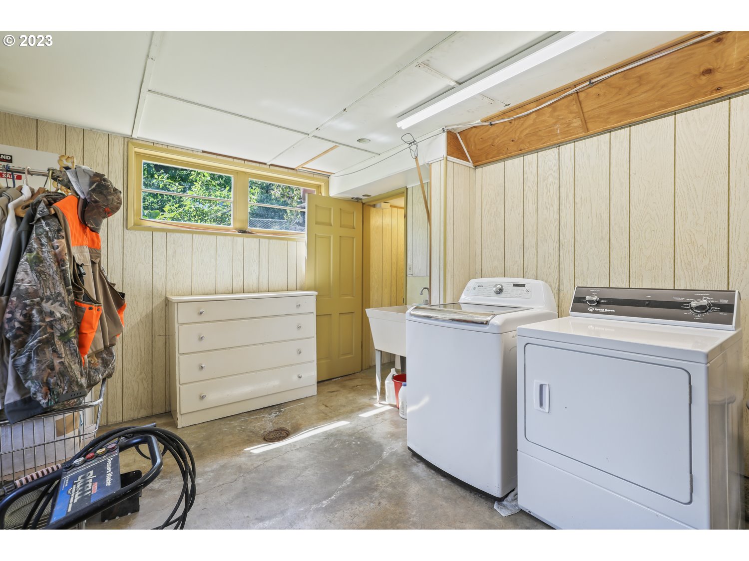 2820 Southwest Taylors Ferry Road Portland, OR 97219 - Photo 34 of 45 Gallery Image 34