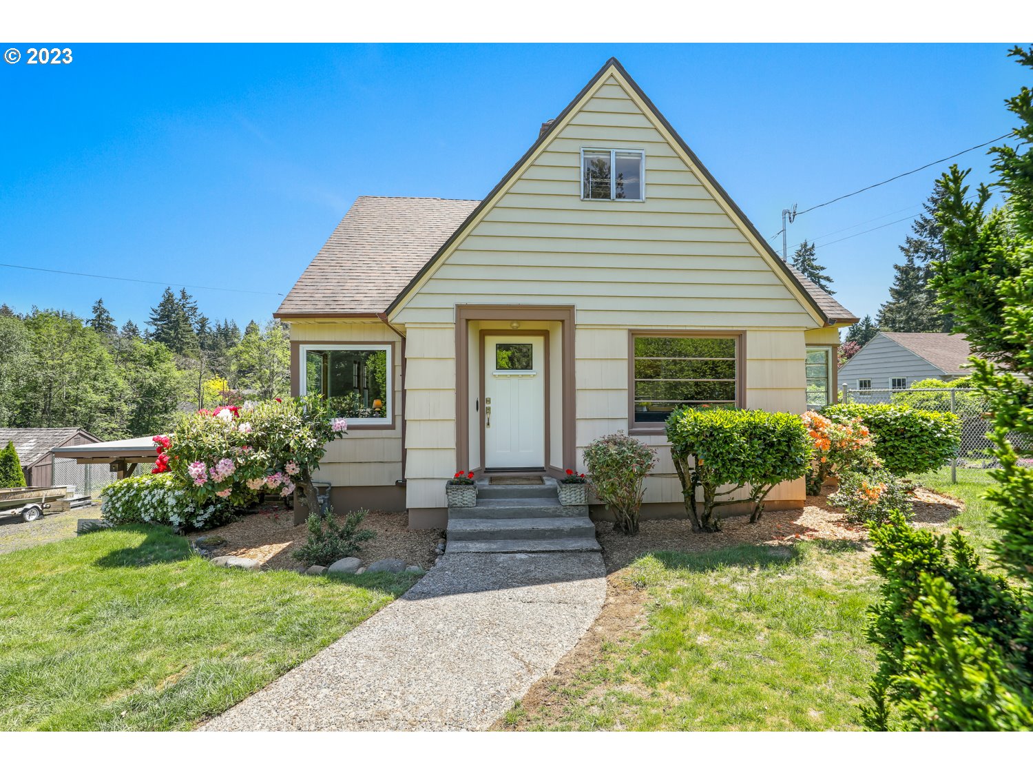 2820 Southwest Taylors Ferry Road Portland, OR 97219 - Photo 4 of 45 Gallery Image 4