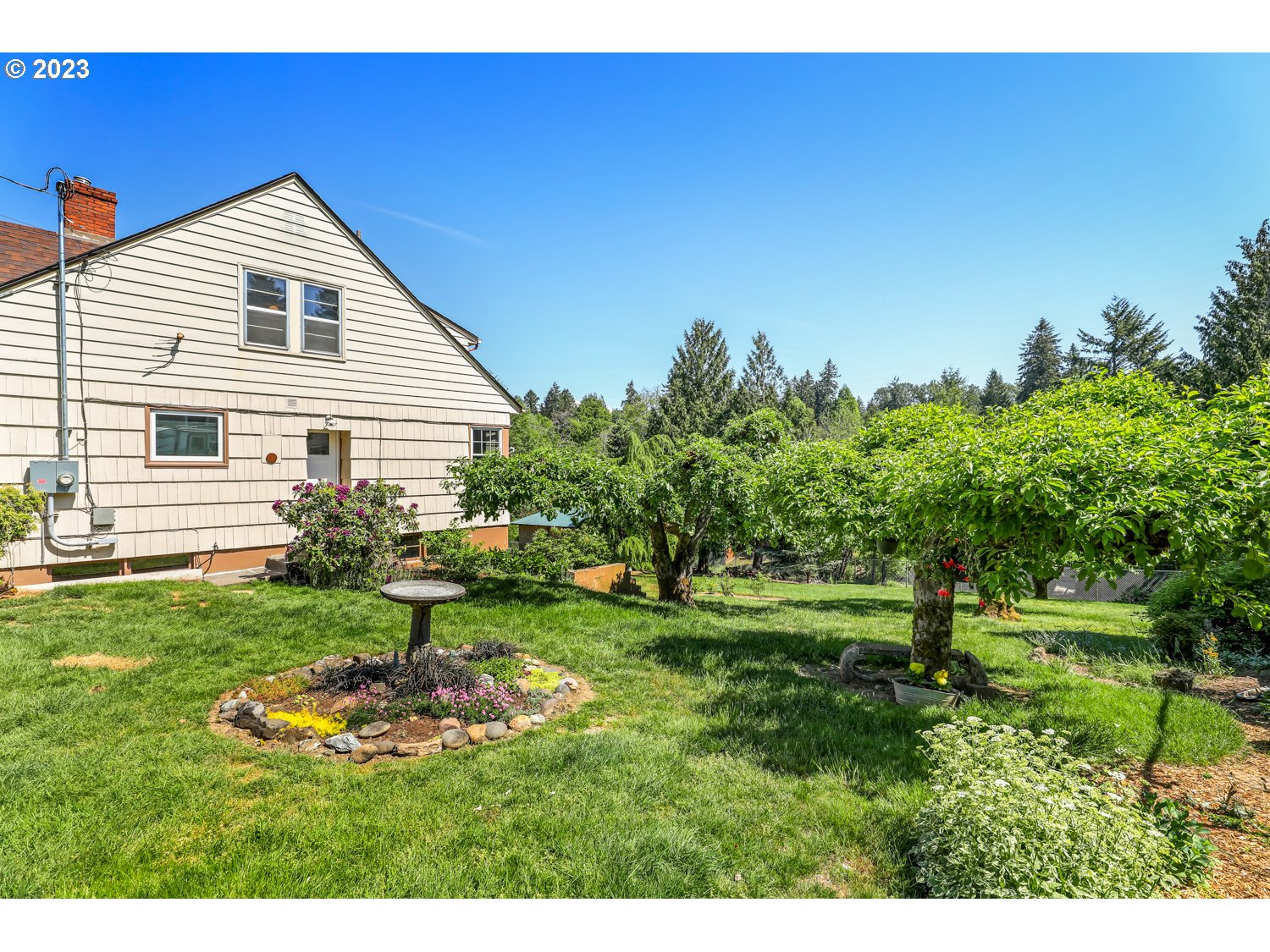 2820 Southwest Taylors Ferry Road Portland, OR 97219 - Photo 6 of 45 Gallery Image 6