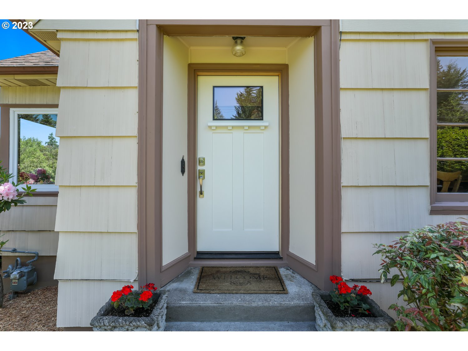 2820 Southwest Taylors Ferry Road Portland, OR 97219 - Photo 8 of 45 Gallery Image 8