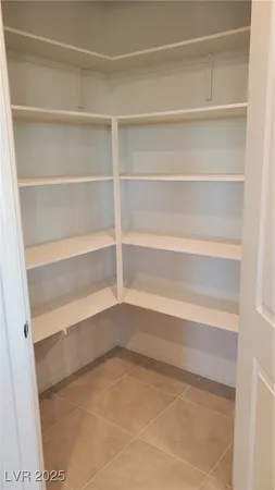 $2,950 | 6 Sun Mirage Avenue, Henderson, NV 89011