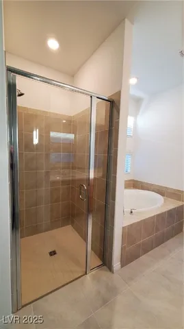 $3,095 | 6 Sun Mirage Avenue, Henderson, NV 89011