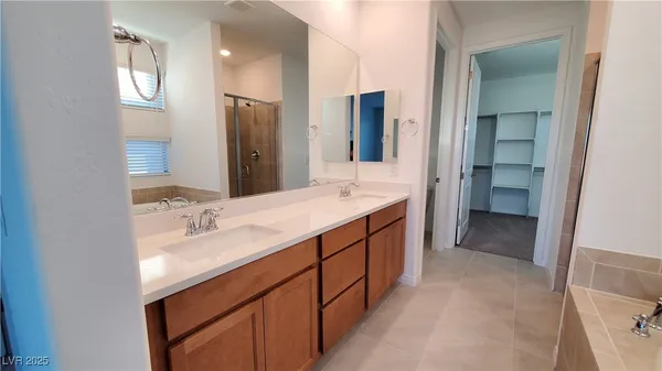 $2,950 | 6 Sun Mirage Avenue, Henderson, NV 89011