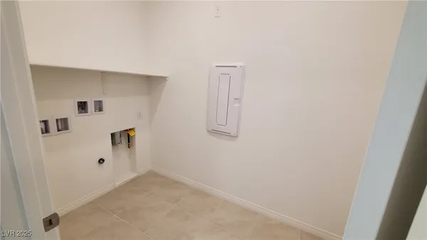 $2,950 | 6 Sun Mirage Avenue, Henderson, NV 89011