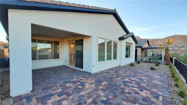 $3,095 | 6 Sun Mirage Avenue, Henderson, NV 89011