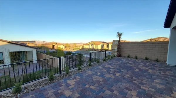 $2,950 | 6 Sun Mirage Avenue, Henderson, NV 89011