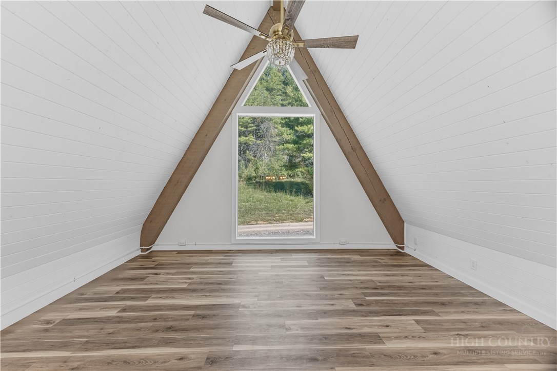 355 South River Hills Road Lansing, NC 28643 - Photo 14 of 40