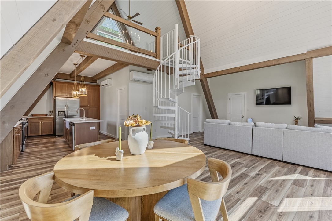 355 South River Hills Road Lansing, NC 28643 - Photo 6 of 40