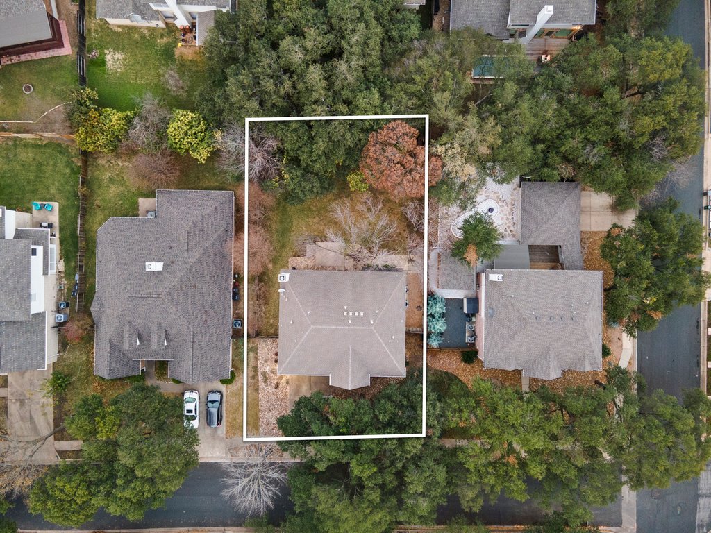 1406 Dapplegrey Lane Austin, TX 78727 - Photo 32 of 38 Aerial view of residential area featuring property boundaries highlighted