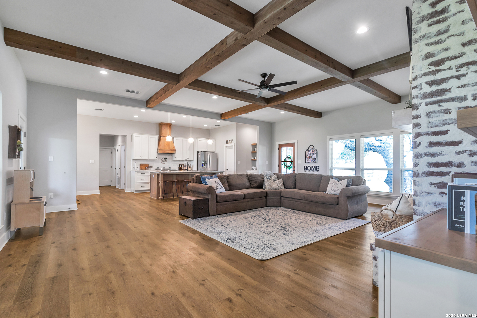 1026 Timbercrest Pleasanton, TX 78064 - Photo 6 of 37 a living room with furniture and a large window