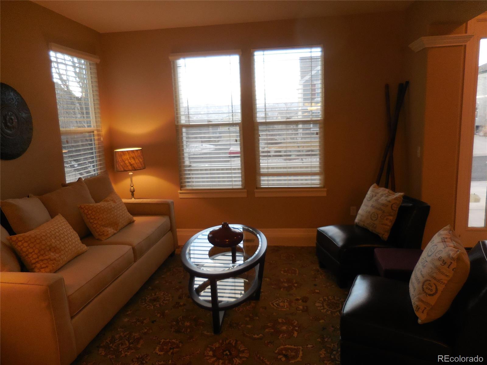 10162 Mockingbird Lane Highlands Ranch, CO 80129 - Photo 5 of 24 Gallery Image 5