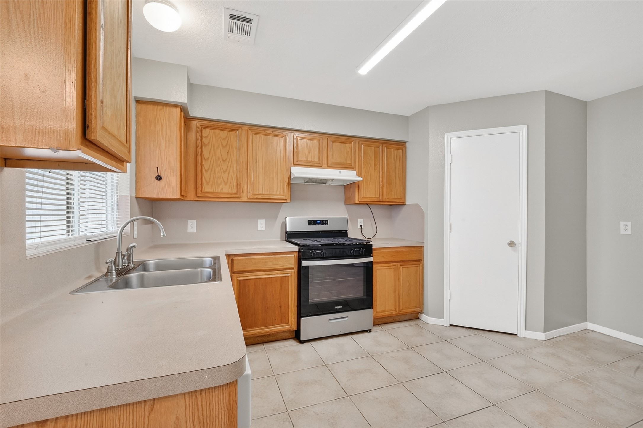 1118 Chestnut Bough Street Channelview, TX 77530 - Photo 19 of 39