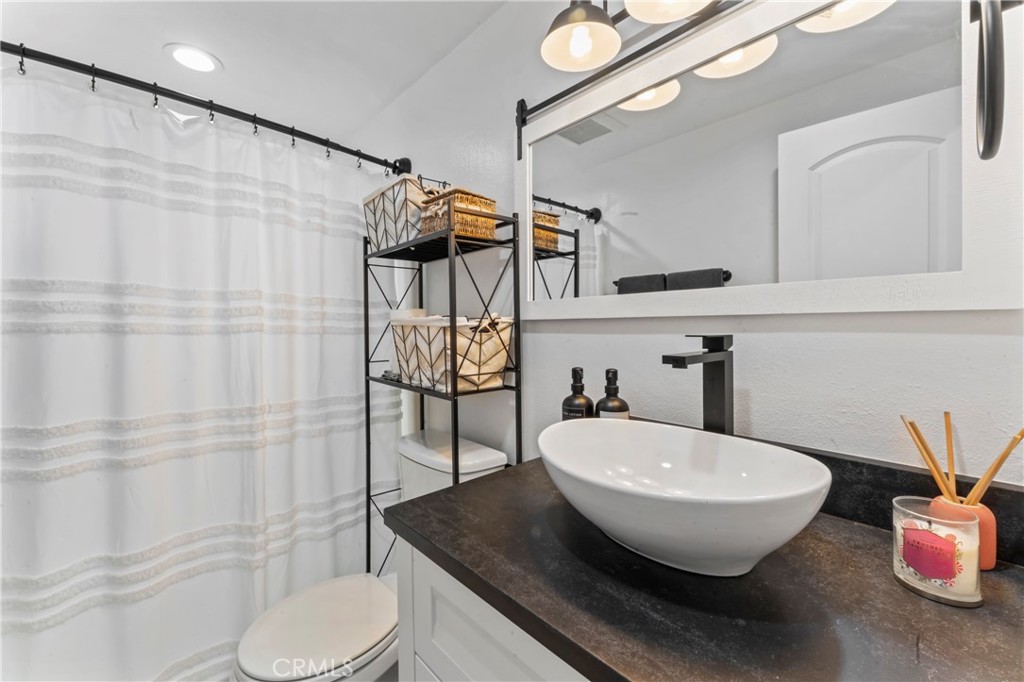 14456 Foothill, Unit 47 Sylmar, CA 91342 - Photo 15 of 25