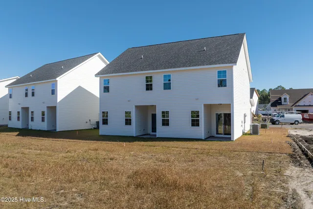 $279,900 | 222 Sandpiper Place, Holly Ridge, NC 28445