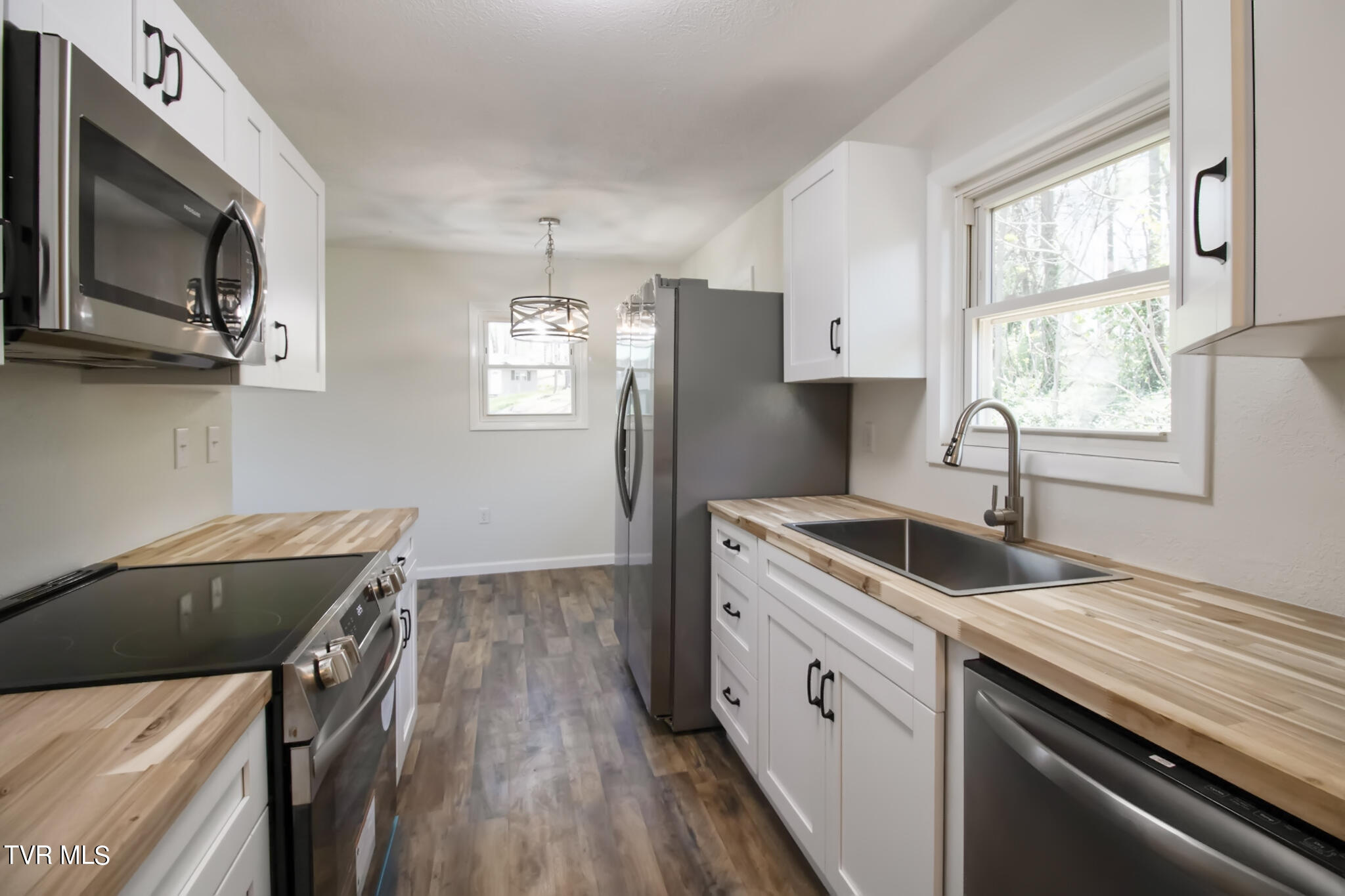 513 Morgan Road Greeneville, TN 37745 - Photo 8 of 19 27