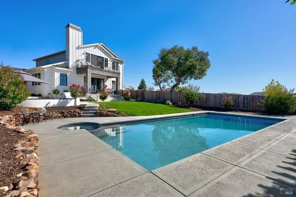 $2,100,000 | 3724 Stanhope Court, Santa Rosa, CA 95404