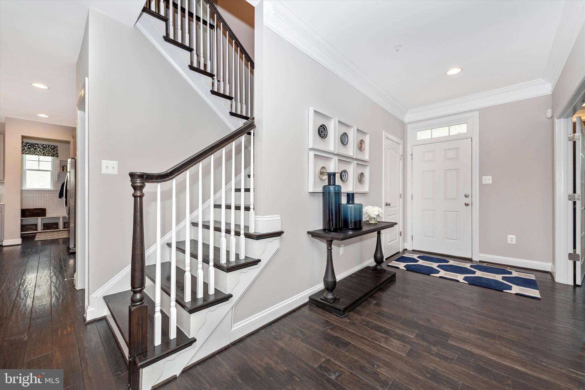 Foyer/ Entry