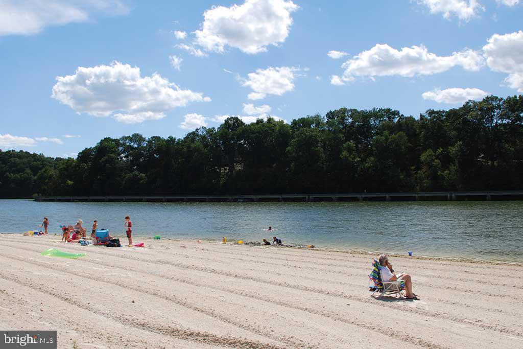 7122 Saddle Road New Market, MD 21774 - Photo 50 of 53 Lake Linganore Beaches