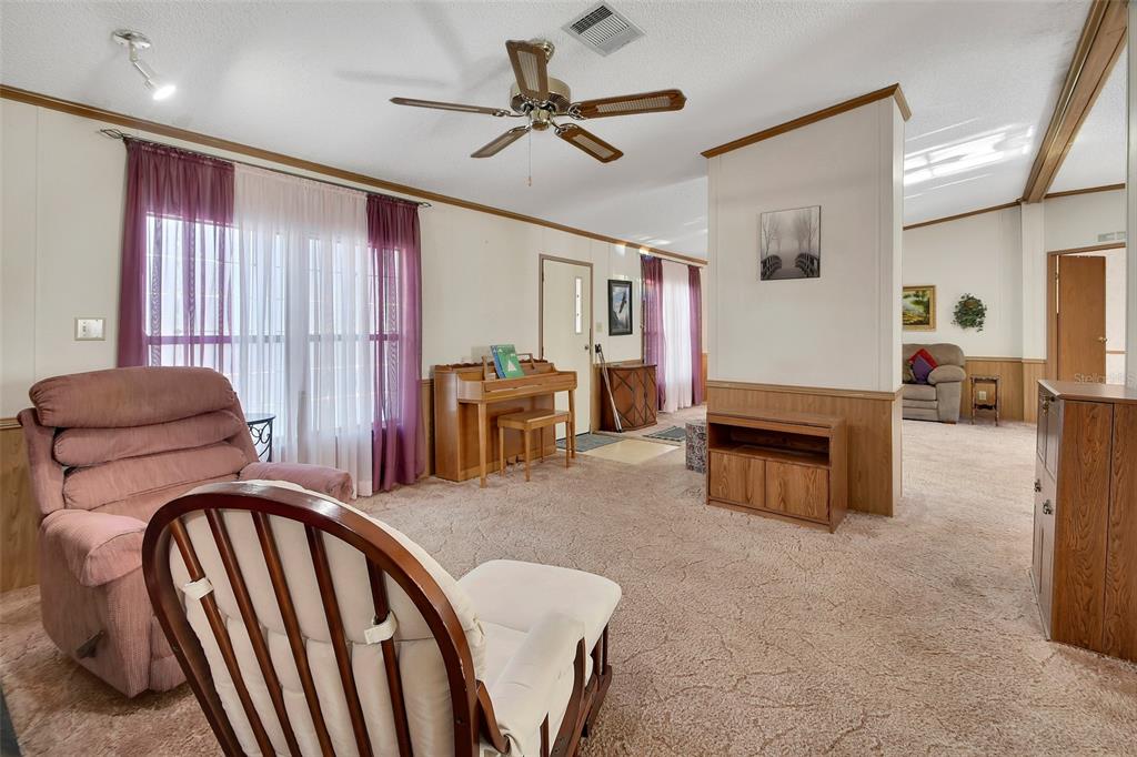 27130 Fishermans Road Paisley, FL 32767 - Photo 11 of 52