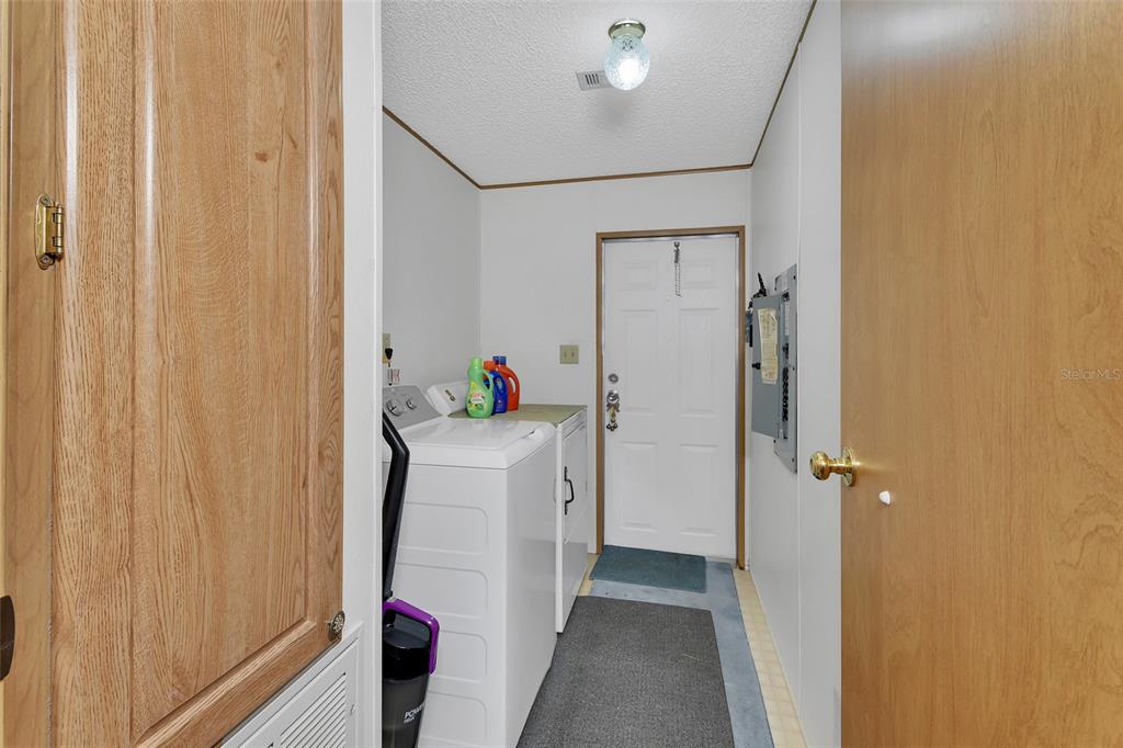 27130 Fishermans Road Paisley, FL 32767 - Photo 34 of 52