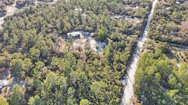 $315,000 | 27130 Fishermans Road, Paisley, FL 32767