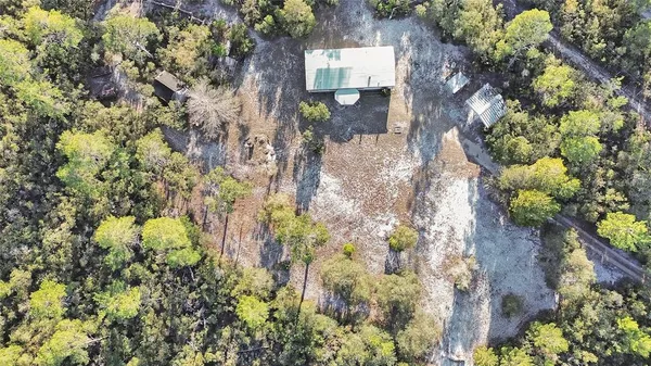 $315,000 | 27130 Fishermans Road, Paisley, FL 32767