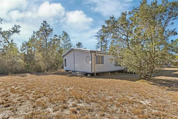 $315,000 | 27130 Fishermans Road, Paisley, FL 32767