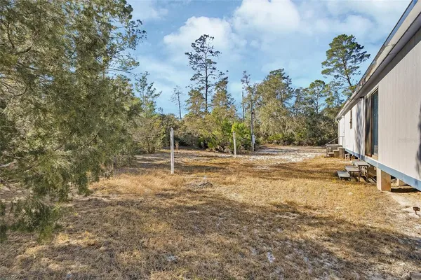 $315,000 | 27130 Fishermans Road, Paisley, FL 32767