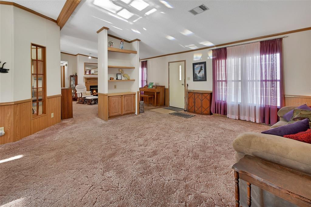 27130 Fishermans Road Paisley, FL 32767 - Photo 6 of 52