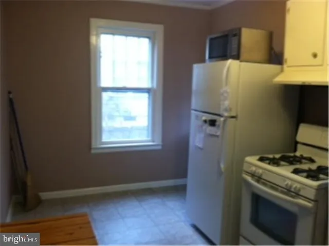 $2,100 | 531 Willow Street, Bordentown, NJ 08505