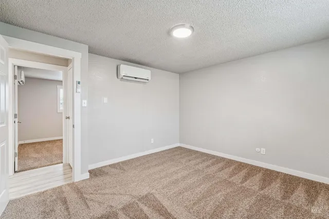 $837,000 | 2105 Airport Avenue, Caldwell, ID 83605