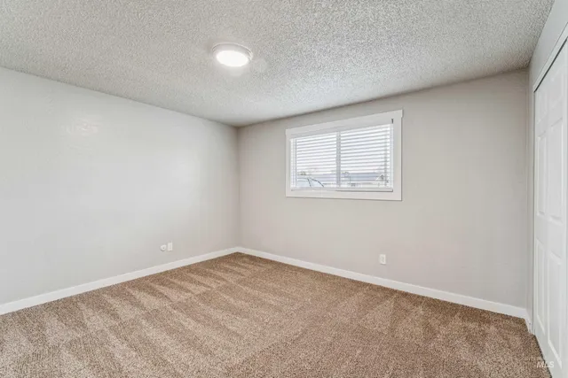 $837,000 | 2105 Airport Avenue, Caldwell, ID 83605