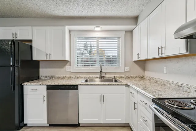 $837,000 | 2105 Airport Avenue, Caldwell, ID 83605