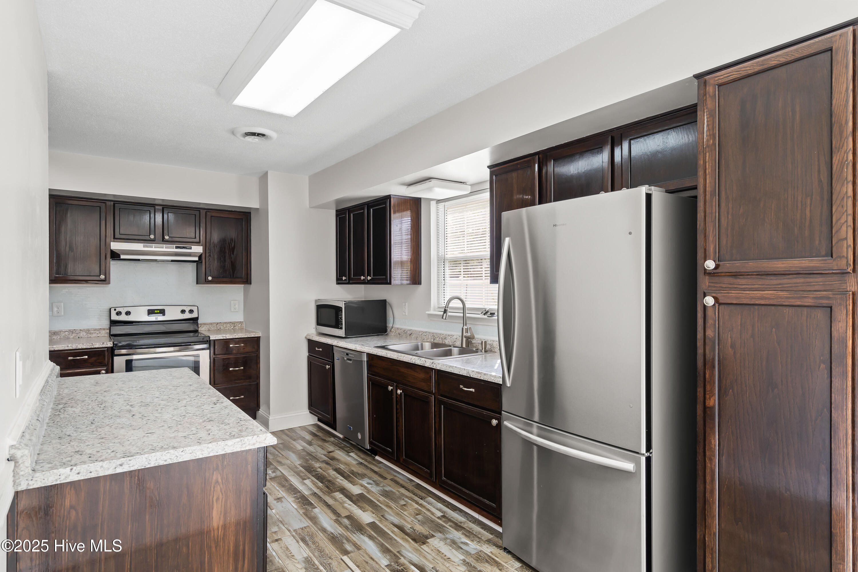 211 Dennis Road Jacksonville, NC 28546 - Photo 11 of 27 11