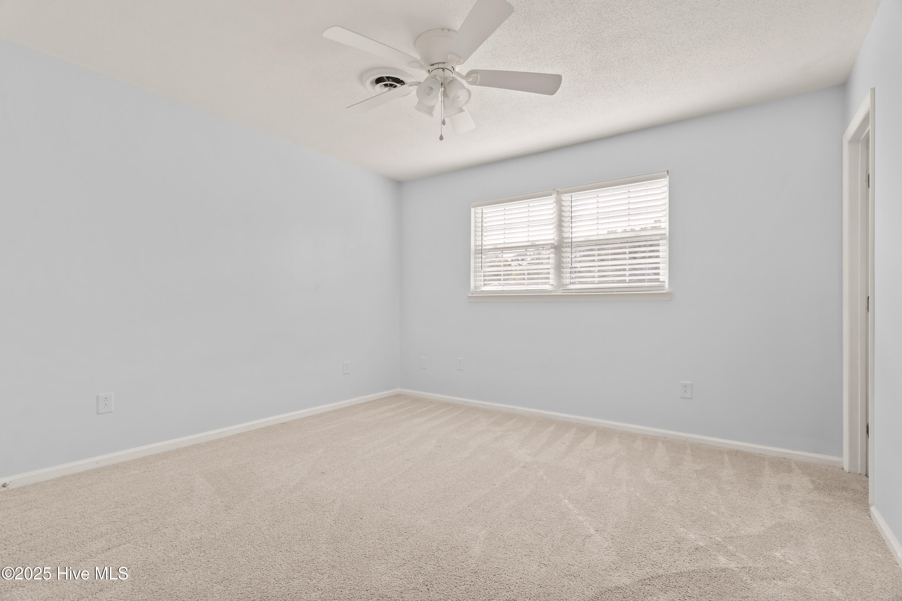 211 Dennis Road Jacksonville, NC 28546 - Photo 14 of 27 14