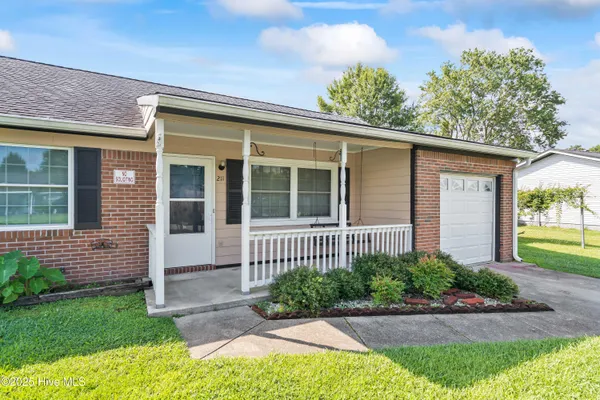 $1,550 | 211 Dennis Road, Jacksonville, NC 28546