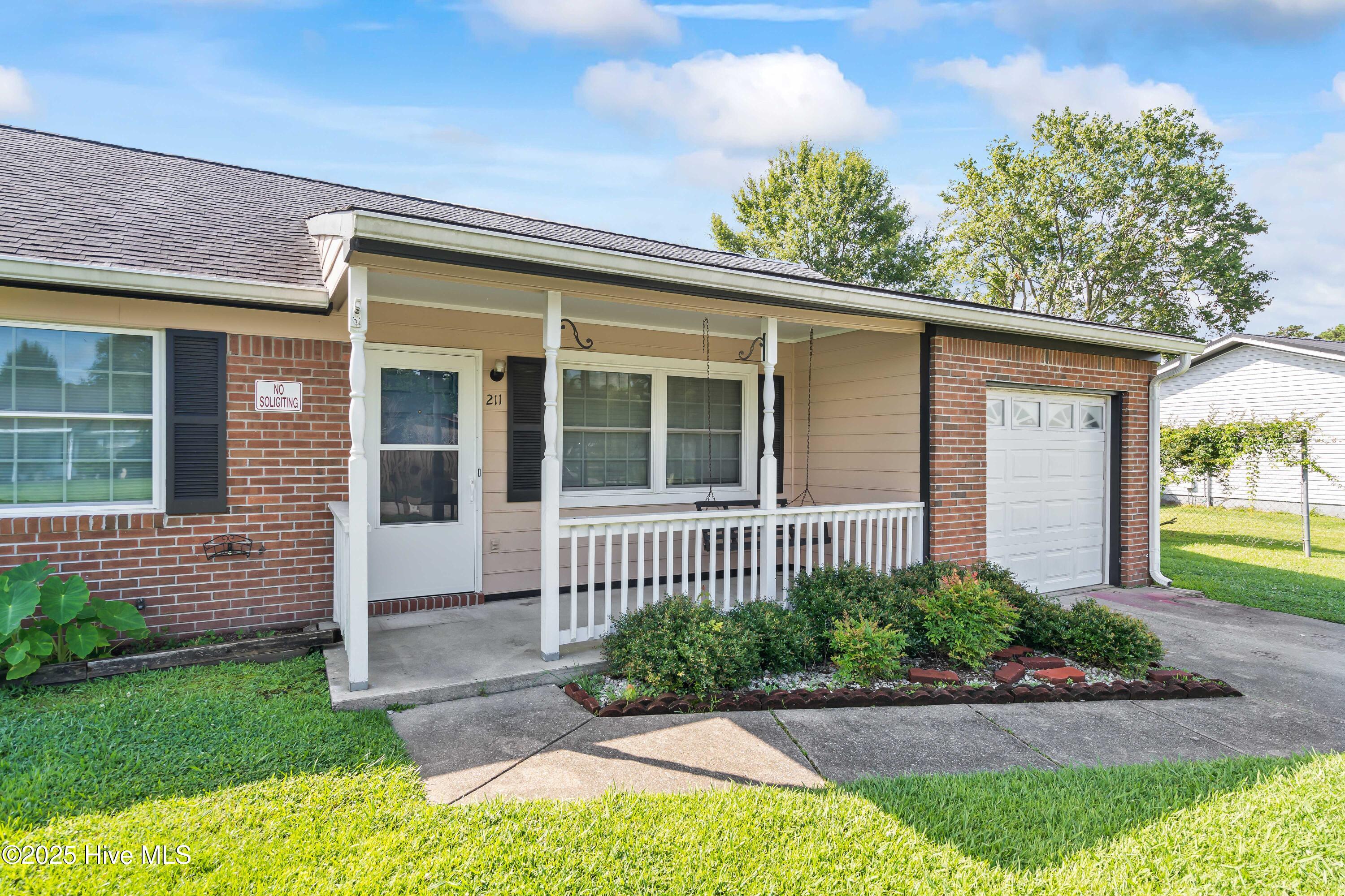 211 Dennis Road Jacksonville, NC 28546 - Photo 3 of 27 3