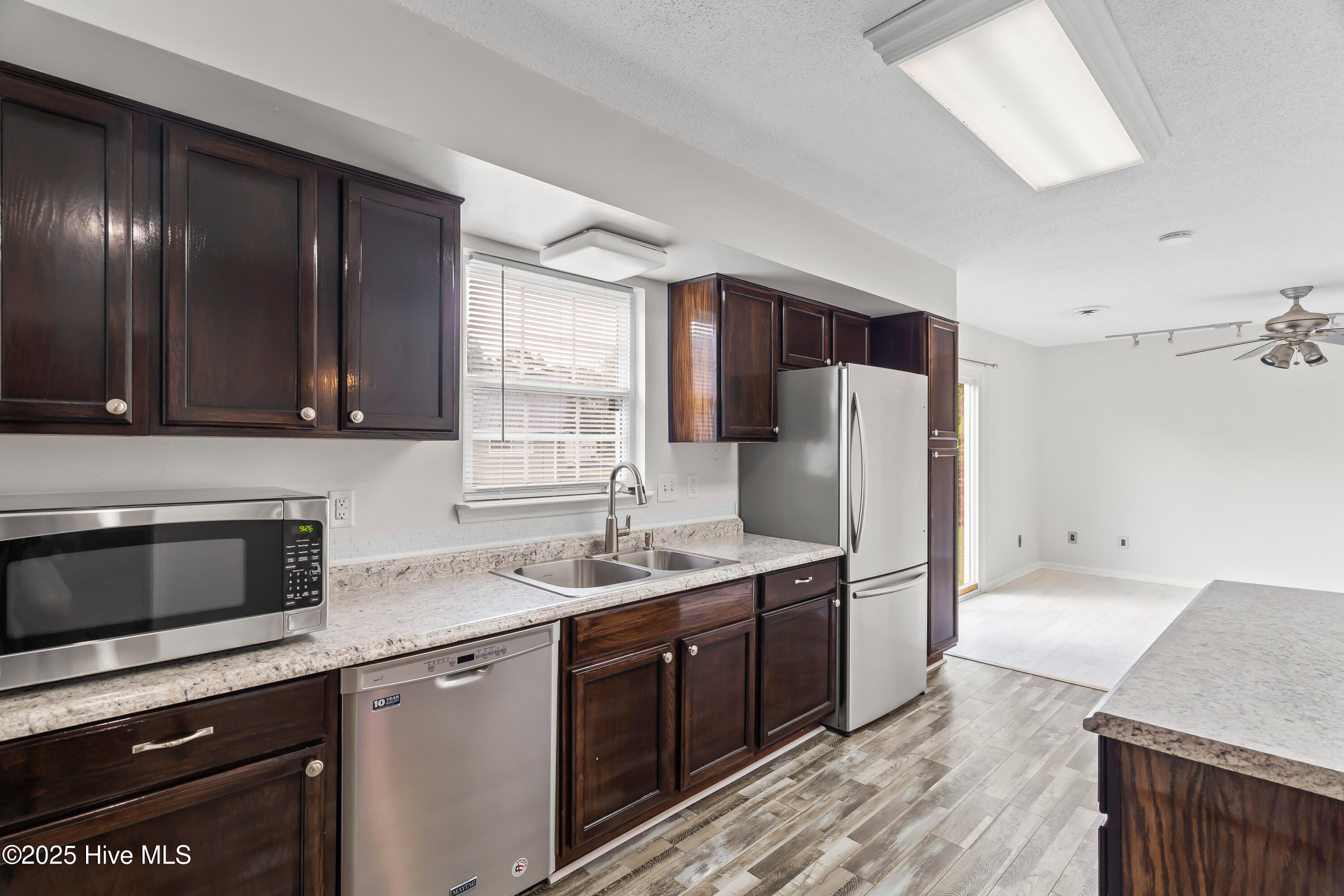 211 Dennis Road Jacksonville, NC 28546 - Photo 9 of 27 9