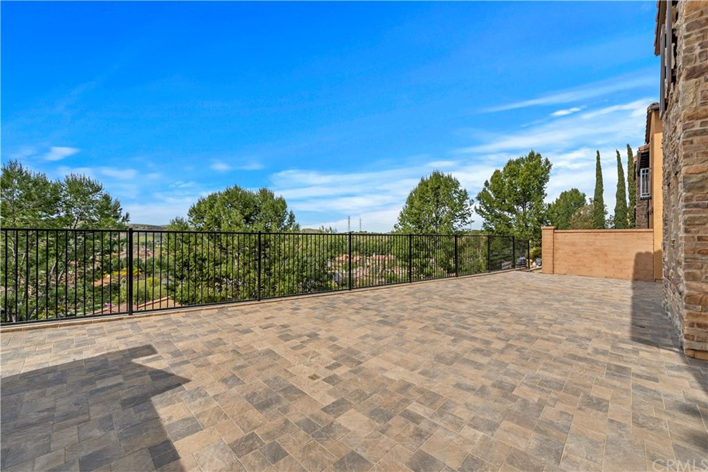 10 Salvatore Ladera Ranch, CA 92694 - Photo 4 of 37
