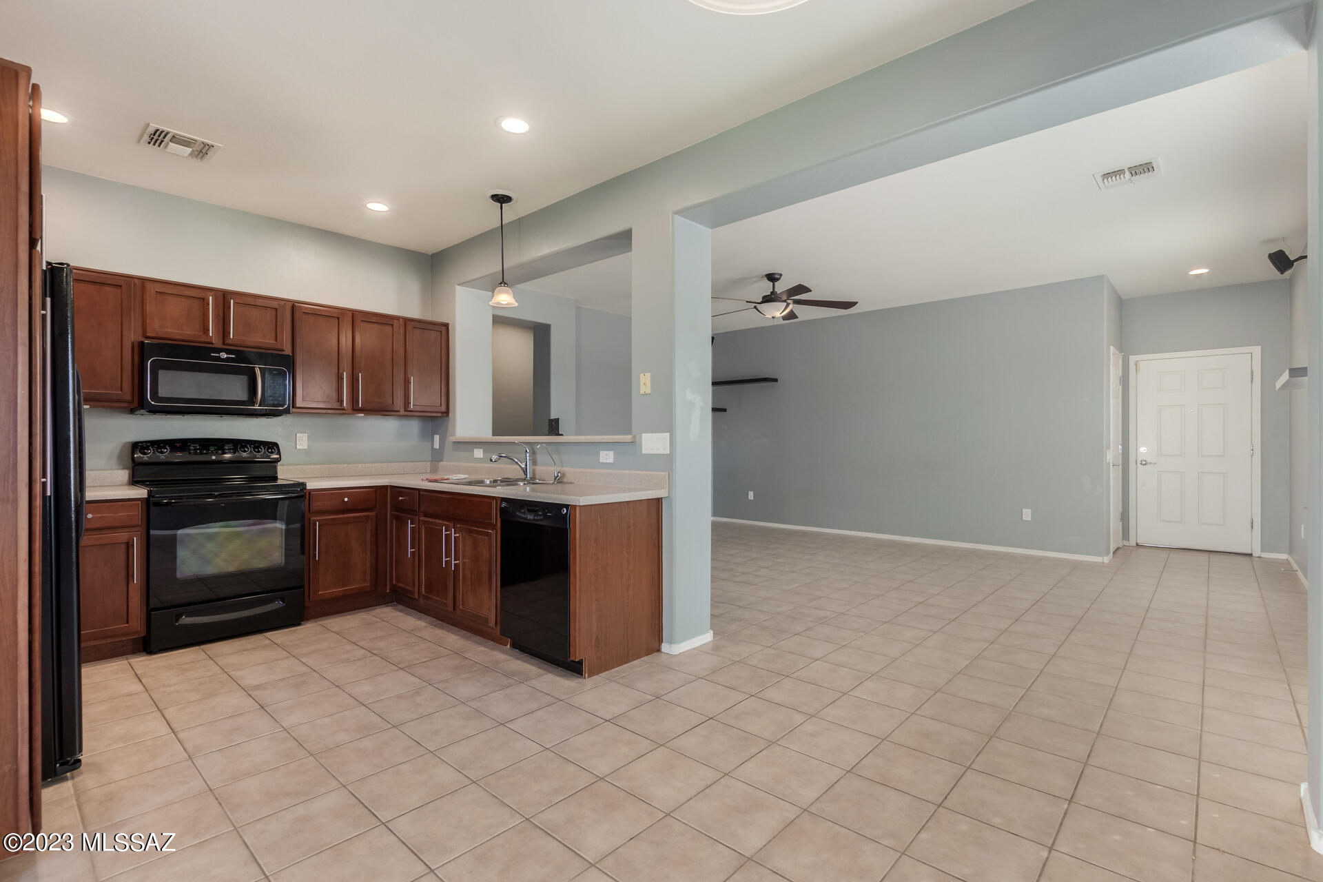21134 East Founders Road Red Rock, AZ 85145 - Photo 9 of 31 Gallery Image 9