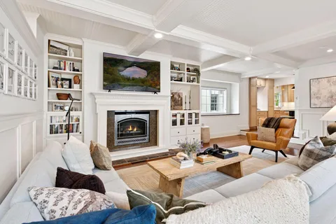 $1,795,000 | 4520 Casco Avenue, Edina, MN 55424