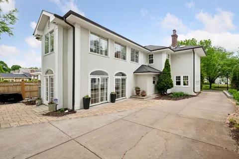 $1,795,000 | 4520 Casco Avenue, Edina, MN 55424