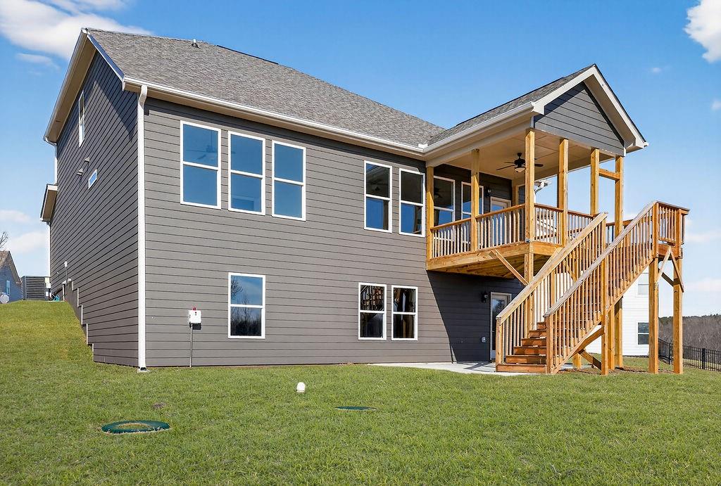 146 Wild Turkey Pass Homer, GA 30547 - Photo 37 of 38 a front view of a house with a yard