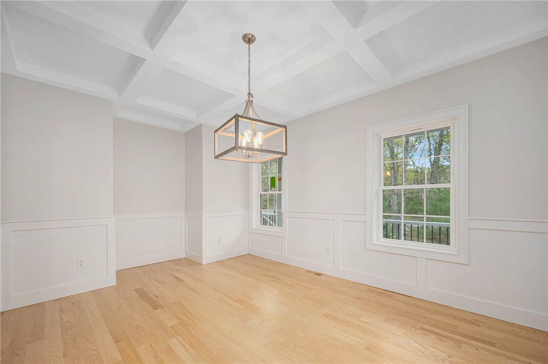 341 Burnt Hill Road Scituate, RI 02831 - Photo 15 of 38